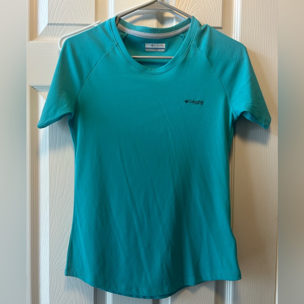 ✨Columbia Women's Teal Short Sleeve Top